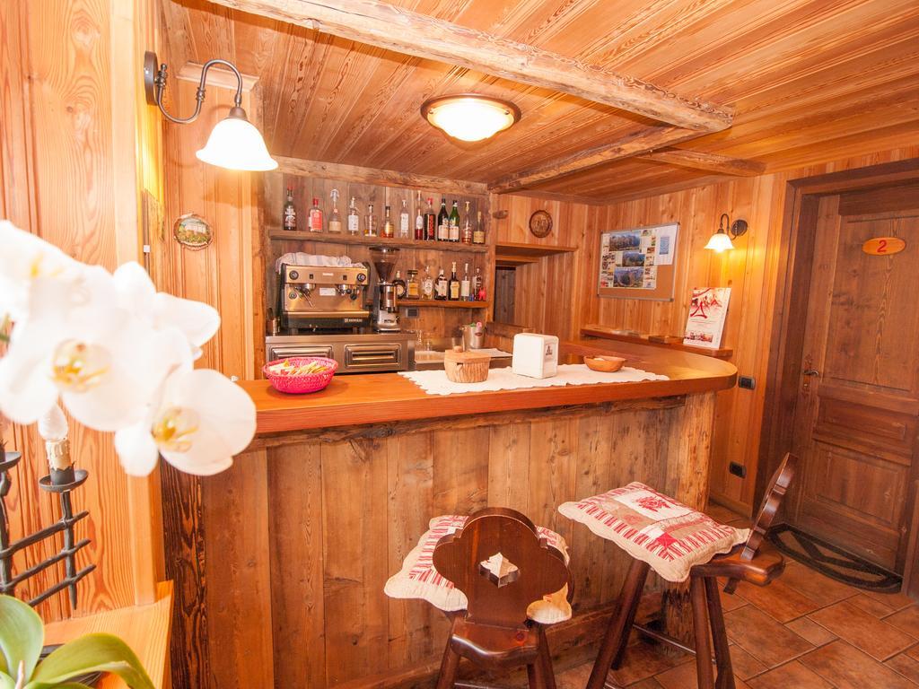 Le Vieux Rascard Chambres D'Hotes シャンポルク エクステリア 写真